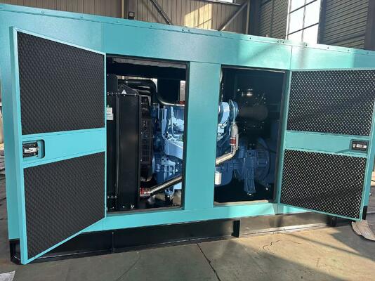 Хорошая цена. Дизельный генератор 300 кВт с двигателем Yuchai YC6MJ500L-D21, бесшумный тип, генераторы мощностью 375 кВА онлайн