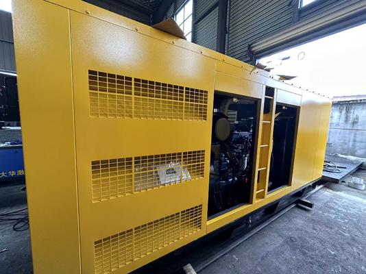 Хорошая цена. Дизельный генератор Yuchai Engine YC6MK420-D30 бесшумного типа, 250 кВт онлайн